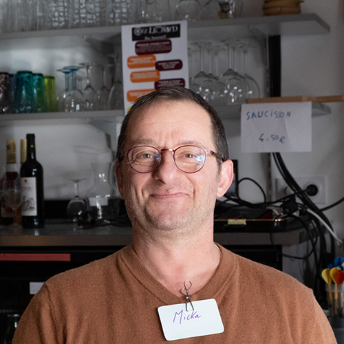 Portrait de Micka, bénévole à Andouillé-Neuville